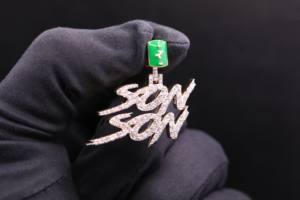 Colgante de Lujo Hip Hop con Icono de Diamante en Forma de Gota, Chapado en Oro y Aleación - Product Image 3