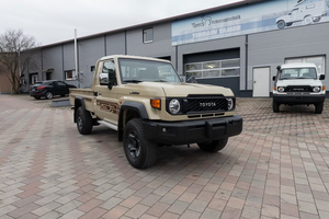 Toyota Land Cruiser GRJ79 SC VX Limited Facelift 2025 Diésel 4x4 Pickup Doble Cabina Todoterreno Vehículo de Trabajo Pesado - Product Image 2