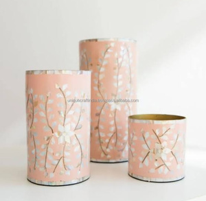 Florero con incrustaciones de hueso indio vintage Florero de mayor calidad Florero para interiores y exteriores a la venta - Product Image 1