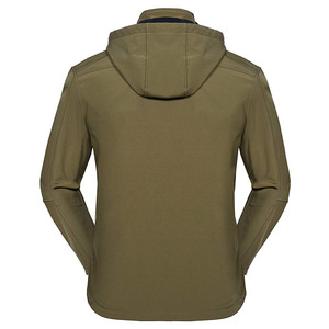 เสื้อแจ็คเก็ตฮู้ดผู้ชายสีเขียวมะกอกแบบซอฟต์เชลล์ พร้อมซิปและกระเป๋า ทรงปกติ เหมาะสำหรับกิจกรรมกลางแจ้ง เดินป่า  รับสั่งทำเสื้อแจ็คเก็ตแฟชั่น - Product Image 2