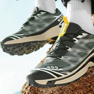 Chaussures de course basses pour hommes, légères, confortables, amortissantes, avec semelle creuse et empeigne en mesh respirant, idéales pour l'extérieur. - Product Image 1