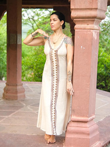 Vestido Maxi de Algodón Hecho a Mano con Borde Tribal Tradicional, Estilo Boho-Chic, Color Marrón Oxidado, Vestido de Verano para Mujer - Product Image 3