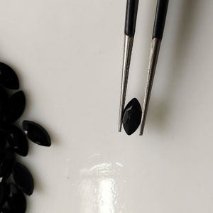 Espinela Negra Natural 8x4MM Corte Marquesa, Gema Suelta de la Mejor Calidad, Gemas Certificadas de Red Mountain para Joyería - Product Image 1