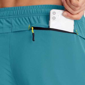 กางเกงขาสั้นผู้ชายดีไซน์ล่าสุด โลโก้แบบกำหนดเอง สไตล์ลำลอง สตรีทแวร์ สำหรับกิจกรรมกลางแจ้ง เอวยางยืด ระบายอากาศได้ดี - Product Image 3