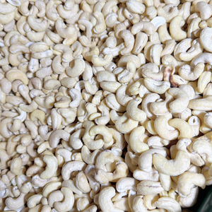 Nueces de Anacardo de Primera Calidad, Nueces de Anacardo a Granel, Certificadas Según los Estándares ISO y HACCP, Kaju a Granel SANTIGO - Product Image 1