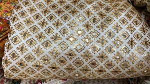 Tissu en soie Banglori brodé doux de qualité supérieure pour vêtements féminins, saris, kurtis, robes, vêtements de créateur, vêtements de mariage pour garçons - Product Image 2