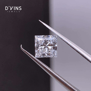 Diamante Suelto Creado en Laboratorio D'vins Jewels 1.1CT D VS1 Corte Princesa Relleno Modelo Fancy Light Surat DJ 123 para Fabricación de Joyas - Product Image 1