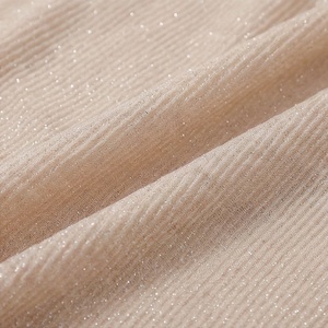 Voile Hijab en Viscose Froissée Tendance Couleurs Personnalisables, Crêpe Scintillant, Écharpe Hijab pour Femme Musulmane, Doux, Respirant, Premium, Élégant et Confortable - Product Image 5
