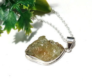 Colgante de Aguamarina Natural en Bruto, Plata de Ley 925, Hecho a Mano, Amuleto de Cristal Curativo, Collar para Mujer, Certificado - Product Image 4