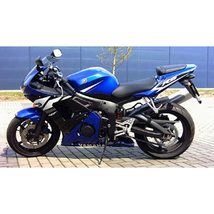 Motocicleta Deportiva de Alto Rendimiento para Uso Extremo, Yamaha YZF R6 600cc, Velocidad y Precisión en la Conducción - Product Image 6