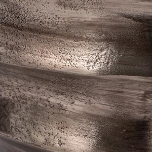 Elegante Florero de Metal para Mesa, Decoración de Lujo para Interiores, Ideal para Espacios Habitables - Product Image 2