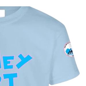 เสื้อยืดแขนสั้นลายกราฟิกสีฟ้าอ่อนสำหรับเด็ก พิมพ์ลายตัวอักษร "They Not Like Us" คอกลม สวมใส่สบายทุกวัน แฟชั่นสำหรับเด็ก - Product Image 4