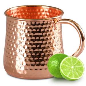 Grande tasse de style moscovite arrondie avec finition argentée et poignée dorée gravée à la main, en cuivre, pour usage alternatif - Product Image 5