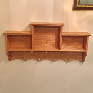 Porta Llaves de Madera Ecológico Hecho a Mano, Decoración Duradera para el Hogar, Organizador de Pared para Correo y Llaves - Product Image 3