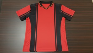 เสื้อโปโลซับลิเมชั่นคุณภาพเยี่ยมสำหรับฟุตบอล พร้อมปกคอแบบถักเรียบและแถบรัดแขน ผลิตจากโพลีเอสเตอร์ 100% ลายแจ็คการ์ด 150 กรัมต่อตารางเมตร - Product Image 5
