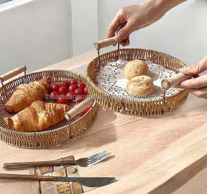 ถาดหวายทรงกลมทำด้วยมือพร้อมด้ามไม้เหมาะสำหรับผลไม้อาหารเช้าของว่างชาและอื่นๆ - Product Image 5