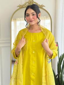 Conjunto de Kurti y Dupatta de Seda Romana para Mujer, Moderno, con Trabajo a Mano, Tela Chanderi Estampada, Vestido Étnico Completo para Ocasiones Especiales - Product Image 4
