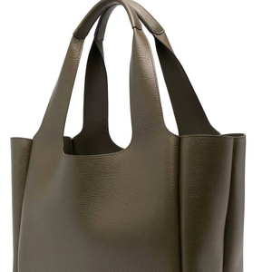 Bolso bandolera de cuero de diseño para mujer, con correa ajustable, para uso diario y salidas nocturnas, venta al por mayor. - Product Image 1