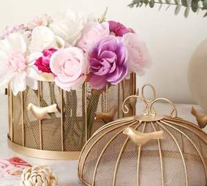 Panier de rangement moderne en métal noir avec poignées pour étagère de salle de bain et rangement domestique - Product Image 2