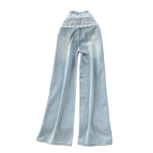 Jeans à jambe droite pour femmes taille haute, denim avec empiècements en dentelle, fermeture éclair, coupe régulière - Product Image 3