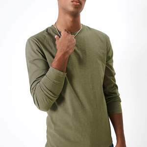 Camiseta Lisa de Manga Larga para Hombre, al por Mayor, Tejido de Algodón Transpirable, Cuello Redondo, Logotipo Personalizado, Alta Calidad - Product Image 2