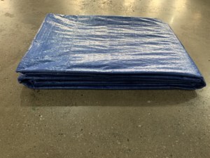 Bâche en PE tissé bleue de haute qualité, imperméable, résistante aux UV, indéchirable, coupe-vent, robuste, écologique, poids moyen - Product Image 2