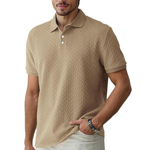 Polo homme style moderne, tissu respirant, parfait pour les tenues de tous les jours et le confort. - Product Image 4