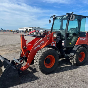 Cargadora de Ruedas Kubota R640, Cargadora Frontal Diésel, Equipo de Construcción para Manejo en Patios y Sitios - Product Image 1