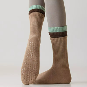 Color Block Non-slip Yoga Pilates <b>Sock</b> Professional Medium-tube Custom logo Sport <b>Socks</b> for Women's Fitness Anti slip <b>Grip</b> <b>Socks</b> - Product Image 4