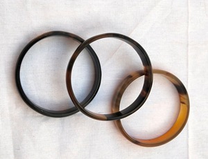 Brazaletes de Cuerno de Búfalo Hechos a Mano, Joyería de Moda de Lujo para Mujer, Brazalete de Cuerno Natural, Accesorios de Estilo Clásico - Product Image 1