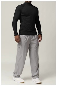 Fabricant de T-shirts de sport à compression personnalisés, vêtements de fitness haut de gamme, coton, polyester, élasthanne, OEM, ODM, marque privée, impression sérigraphique - Product Image 4
