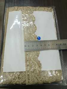 Vente en gros de dentelle à sequins de 3,5 cm, bordure festonnée en polyester doré, broderie en vrac pour bordure de robe, OEM ODM personnalisé - Product Image 3