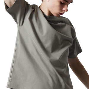 เสื้อยืดทรงบ็อกซี่ผู้ชาย OEM ODM หรูหรา ทรงโอเวอร์ไซส์ ผ้าหนา ไหล่ตก ทรงหลวม คุณภาพสูง จากผู้ผลิต ปี 2026 - Product Image 1