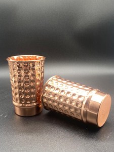Vasos de Camping Únicos con Diseño Martillado - 100% Cobre Puro, Duraderos, Modernos y de Lujo con Asa, Ecológicos - Product Image 4