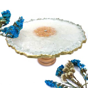 Support à gâteau en résine - Product Image 2