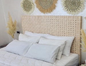 Cabecero de Cama Individual Hecho a Mano de Madera y Ratán con Tapicería de Cuero, Ecológico, Moderno, Decorativo para Dormitorio - Product Image 1