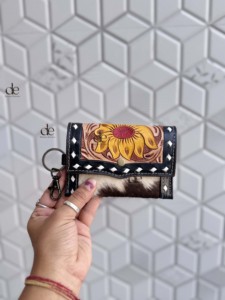 กระเป๋าใส่เหรียญทำจากหนังวัวแบบตะวันตกแกะสลักอุปกรณ์ด้วยมือใหม่กระเป๋าสตางค์ขนาดเล็กแบบมินิสำหรับผู้หญิงของขวัญตะวันตก - Product Image 3