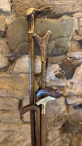 Canne de marche en corne de buffle faite à la main avec poignée en corne de buffle, canne de luxe vintage en corne de buffle - Product Image 3