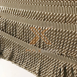 พู่ห้อยตกแต่งแบบสั่งทำพิเศษ ดีไซน์เฉพาะตัว สีพื้นล้วน ผลิตจำนวนน้อยได้ - Product Image 3