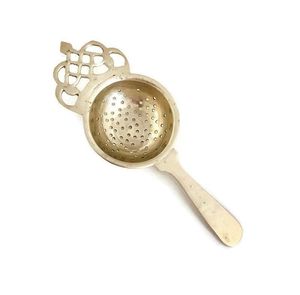 Brass <b>Tea</b> Filter with Drip Bowl Factory Wholesale Price Handmade <b>Loose</b> Leaf <b>Tea</b> Infuser Reusable Kitchen Brewing Tool - Product Image 1