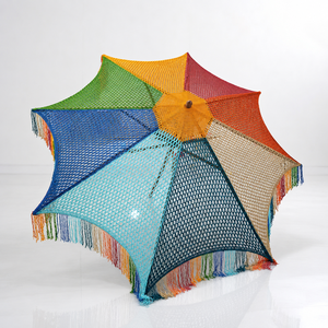 Parasol d'extérieur en macramé tissé à la main, coloré, avec pompons, style tropical, protection solaire, utilisation en terrasse - Product Image 1