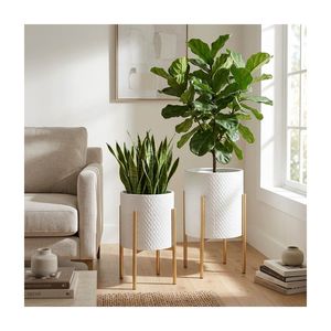Ensemble de vases à plantes en métal texturé blanc moderne avec pieds dorés 19 23 pouces - Product Image 2