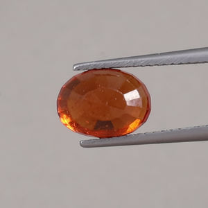 พลอยเฮสโซไนต์สีแดงธรรมชาติแบบขายส่ง น้ำหนัก 3.58 กะรัต รูปทรงวงรี ขนาด 10x7.5 มม. สีอ่อน |   การทำเครื่องประดับเคลือบแว็กซ์/น้ำมันที่ได้รับการรับรองจาก IGI - Product Image 3