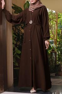 Abaya premium con cinturón y mangas con puños tipo gofre, abaya larga de crepé Jazz, conjunto de túnica maxi para mujer, para oración. - Product Image 4