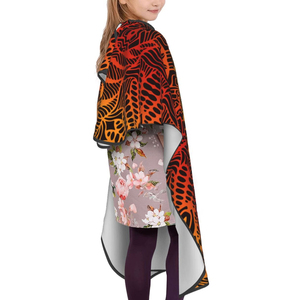 Capa de Barbero para Niños con Estampado Temático, Alta Calidad, Logotipo Personalizado al por Mayor, Precio de Fábrica ODM 2026 - Product Image 2