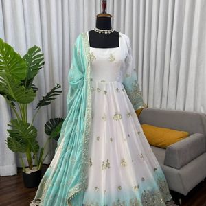 AARIKA TEXTILE Lehenga Choli Dupatta rose brodé traditionnel et magnifique à séchage rapide pour les fêtes, Inde Pakistan, Taille M, Polyester - Product Image 1