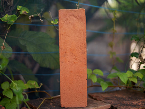 Brique de revêtement mural rouge naturel massif pour usage intérieur/extérieur, applications pour salles à manger et parcs, avec design moderne antidérapant en brique réfractaire - Product Image 5