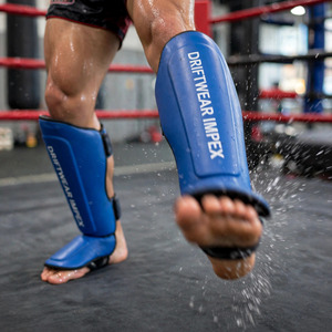 Protège-tibias en cuir PU Driftwear Impex pour Muay Thai et Kickboxing - Protège-tibias et protège-pieds écologiques et confortables - Product Image 5