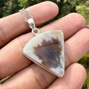 Pendentif en Agate Dendrite Paysage Naturel, en Argent Sterling Plaqué Or, Style Vintage, Pierre Précieuse, Charme Unisexe pour Fiançailles - Product Image 3