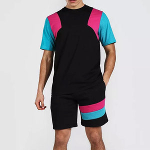 Conjuntos de camiseta y pantalones cortos deportivos para hombre al por mayor, conjuntos de 2 piezas de verano para hombre, unisex, lisos y teñidos. - Product Image 1